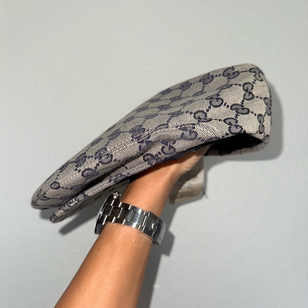 Gucci Beige and Navy Monogram Cap size Med